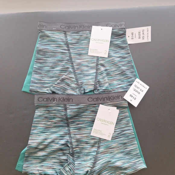 Calvin Klein BLACK Big Boys Performance Boxer Brief, Pack of 2, US X-Small - Picture 3 of 6